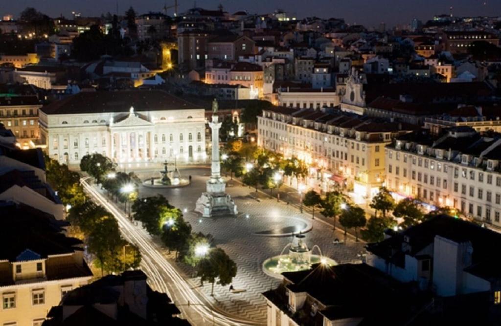 Luxury Apartment In City Centre - Avenida Da Liberdade Lisbon Bagian luar foto